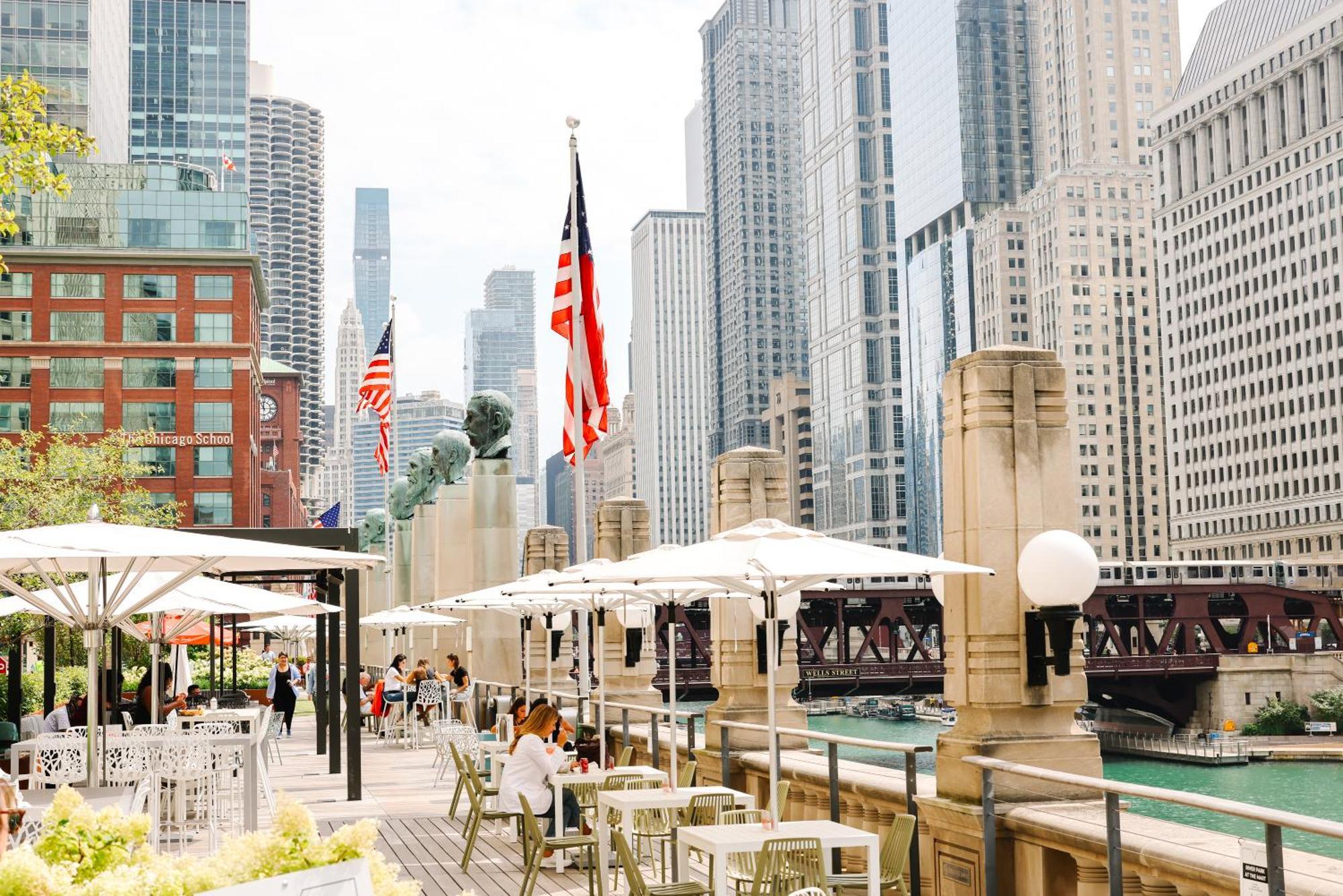 Voco Chicago Downtown - Riverwalk By Ihg Eksteriør billede